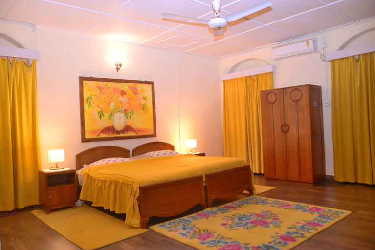 Bedroom 3, The Baradighi Bungalow - A Heritage Tea Resort, Jalpaiguri