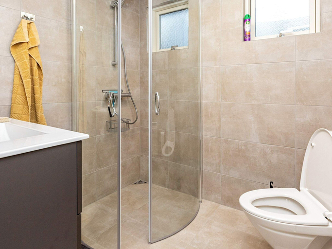 Bathroom 3, 4 Star Holiday Home in Thyholm, Struer
