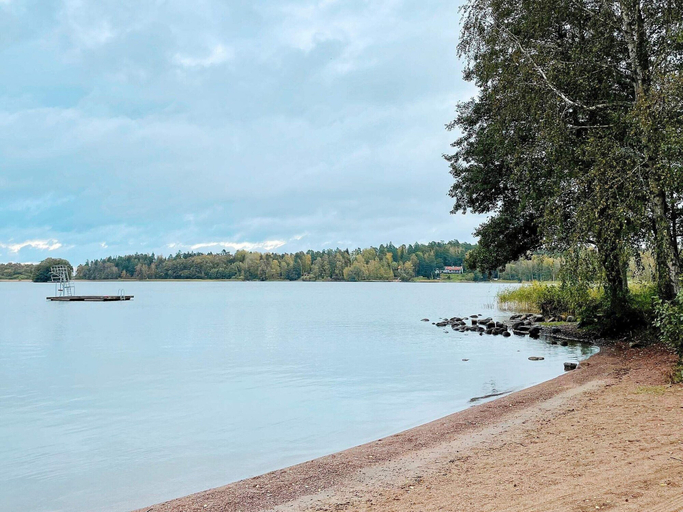 Beach 5, 5 Person Holiday Home in Bjorklinge-by Traum, Uppsala