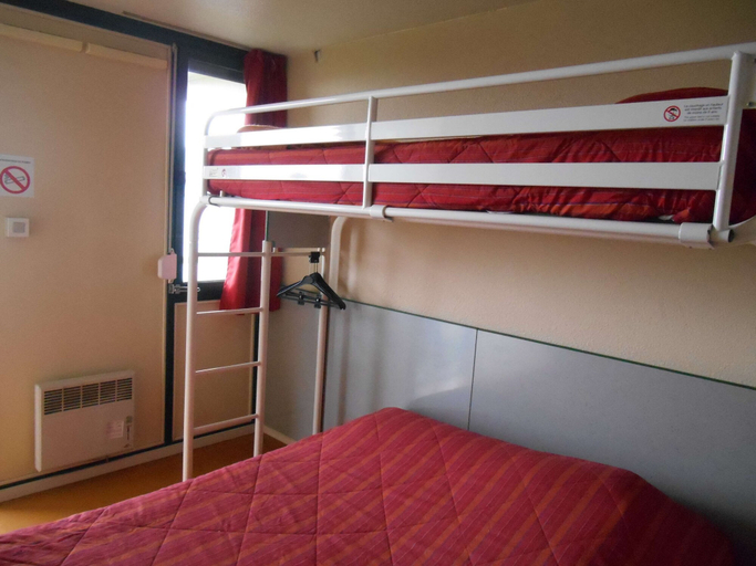 Bedroom 4, Hôtel Première Classe Montluçon - Saint Victor, Allier