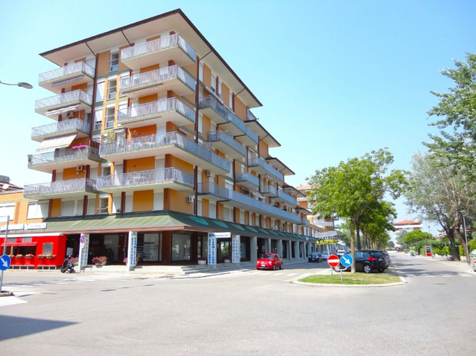Primary image