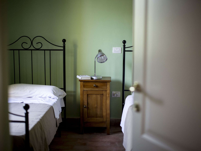 Bedroom 2, Apartment in Marche With Pool and BBQ, Ascoli Piceno