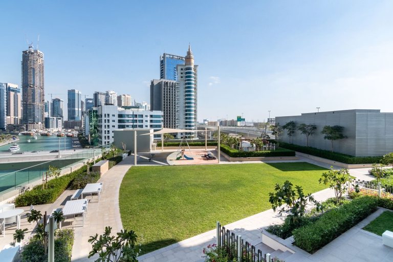 Room 5, Silkhaus Cozy Marina View Pool Gym Near JBR, Dubai