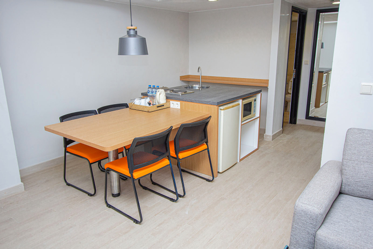 Dining Room 14