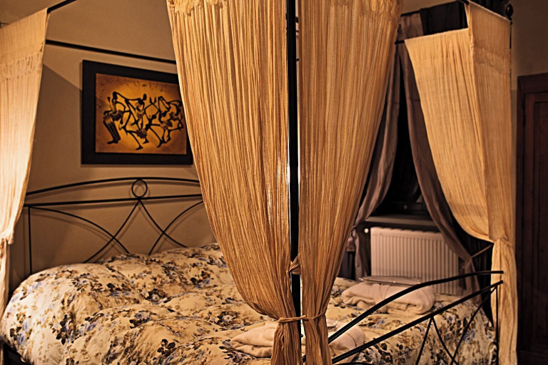 Bedroom 5, Almanuda Naturist Retreat, Viterbo