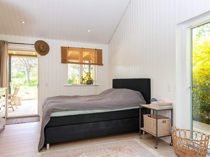 Room 4, 10 Person Holiday Home in Ebeltoft, Syddjurs