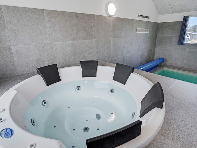 Bathroom 3, 5 Star Holiday Home in Sydals, Sønderborg
