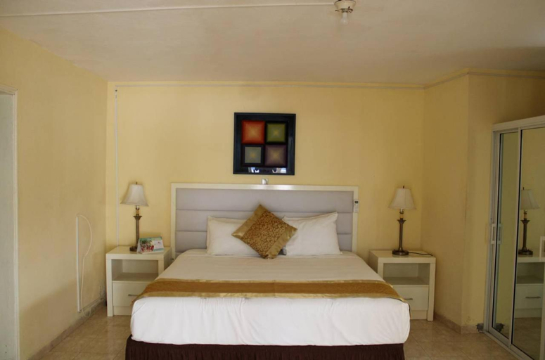 Others 2, Residence Royale Hotel, le Cap-Haïtien