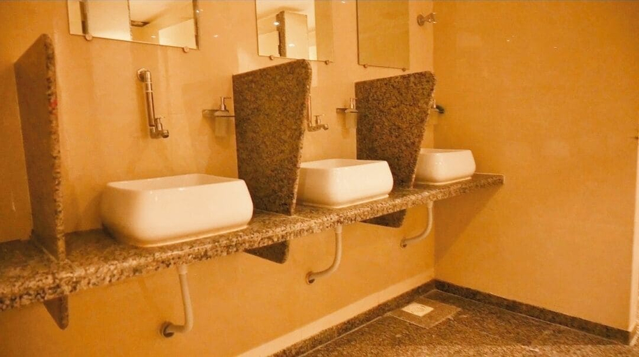 Bathroom 2, Bed & Bread Dormitory, Bharuch