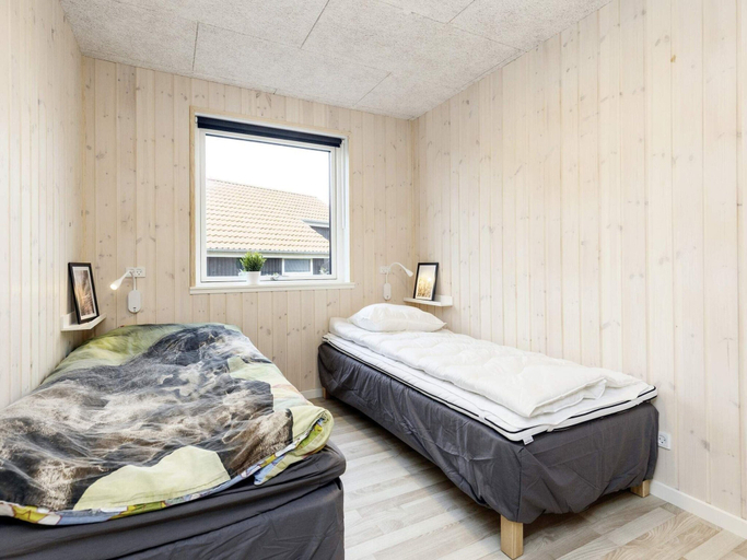 Bedroom 2, 5 Star Holiday Home in Vaeggerlose, Guldborgsund