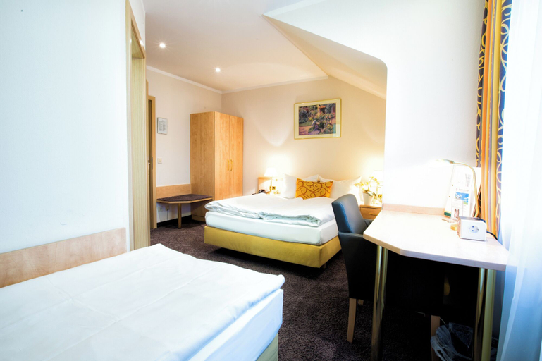 Bedroom 10