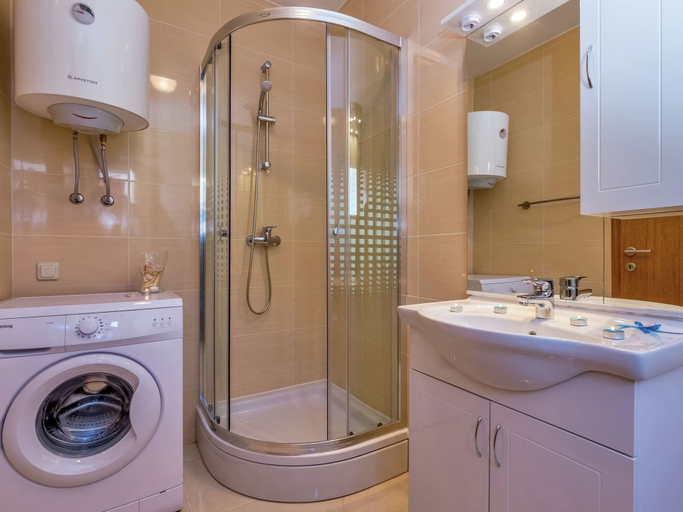 Bathroom 3, Lakeside Home, Dramalj, Crikvenica