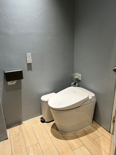Bathroom 4, Mansion122, Chiayi City