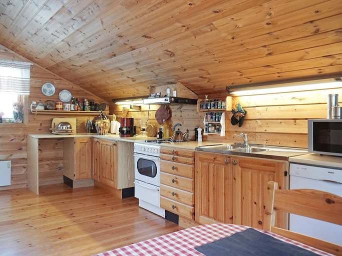 Private kitchen, 6 Person Holiday Home in Stromstad, Strömstad