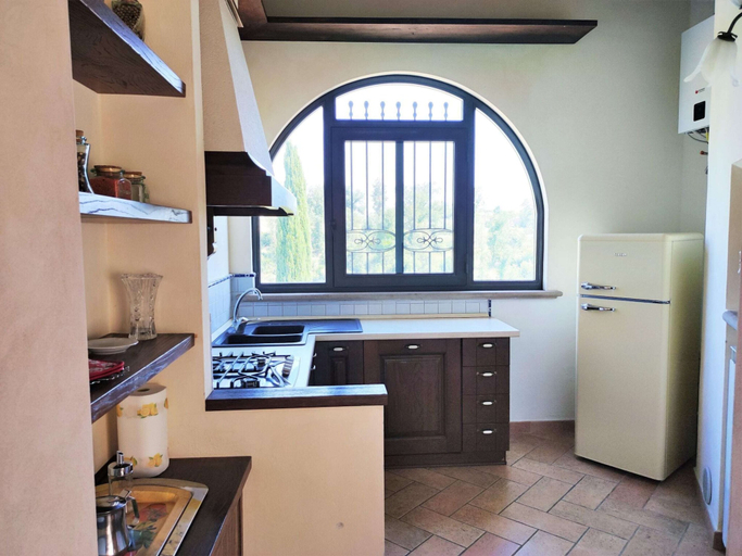 Private kitchen 5, Charming Countryside Stay, Florence
