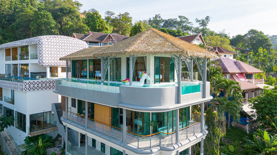 Exterior 8