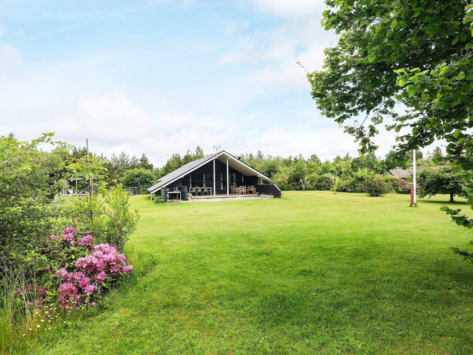 Others 5, 8 Person Holiday Home in Hojslev, Skive