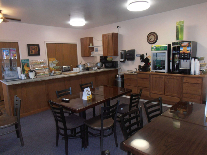 Food & Drinks, Quality Inn Thermopolis Near Hot Springs, Hot Springs