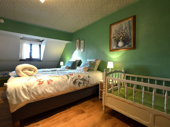 Bedroom 3, Charming Cottage in Malmedy, Liège