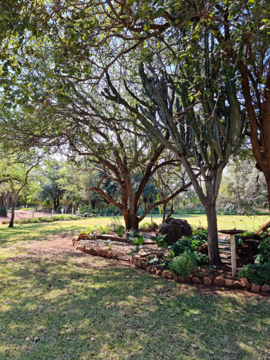 Others 5, Guesthouse Serenity, Bojanala