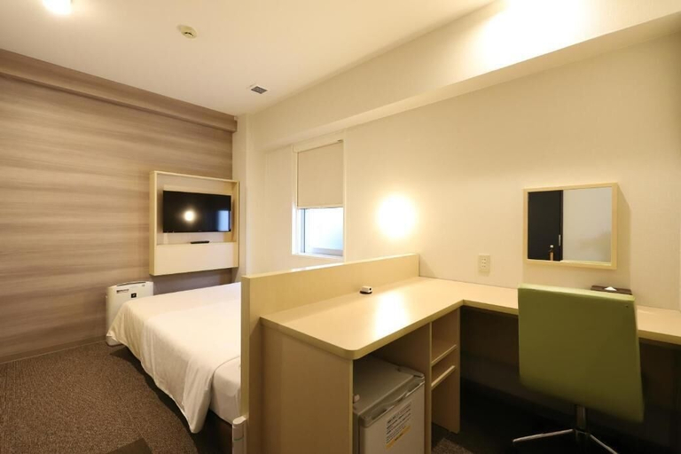 Bedroom 2, Smile Hotel Osaka Tennoji, Osaka