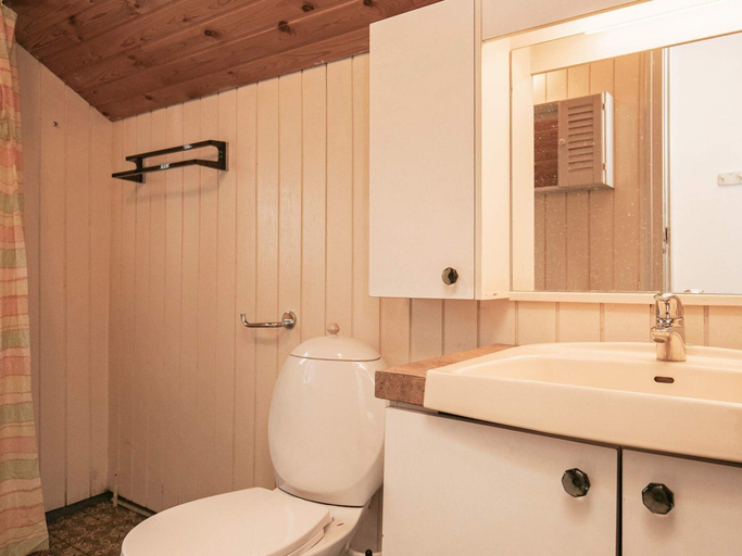 Bathroom, 4 Person Holiday Home in Hals, Aalborg