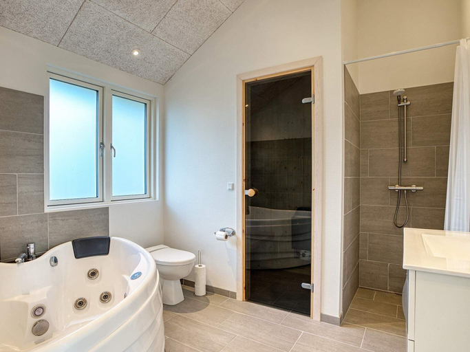 Bathroom 3, 8 Person Holiday Home in Dannemare, Lolland