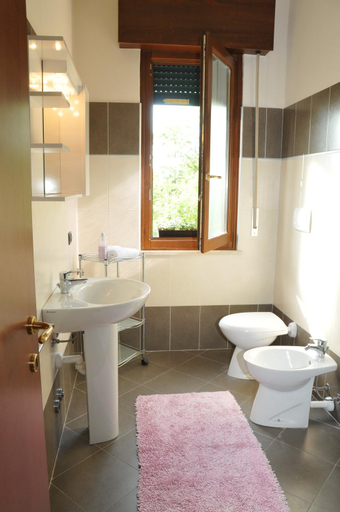 Bedroom 5, Appartamento Lago, Verona