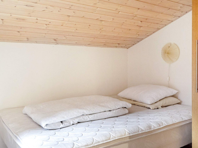 Room 5, 6 Person Holiday Home in Farevejle-by Traum, Odsherred