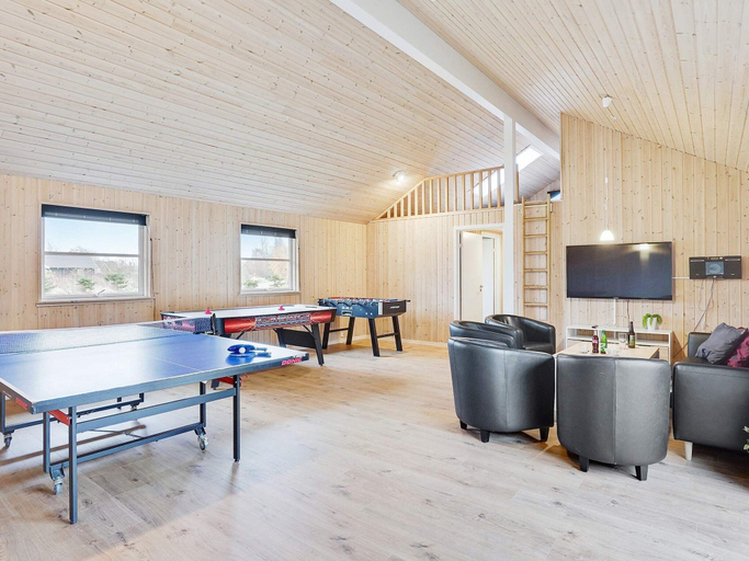 Others 5, 5 Star Holiday Home in Idestrup, Guldborgsund