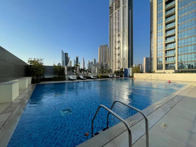 Room 2, Silkhaus High Floor in Downtown Views Pool Gym, Dubai