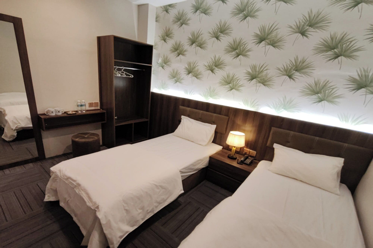 Bedroom 5