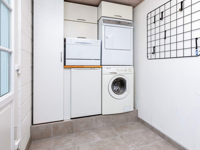 Bathroom 3, 4 Star Holiday Home in Thyholm, Struer