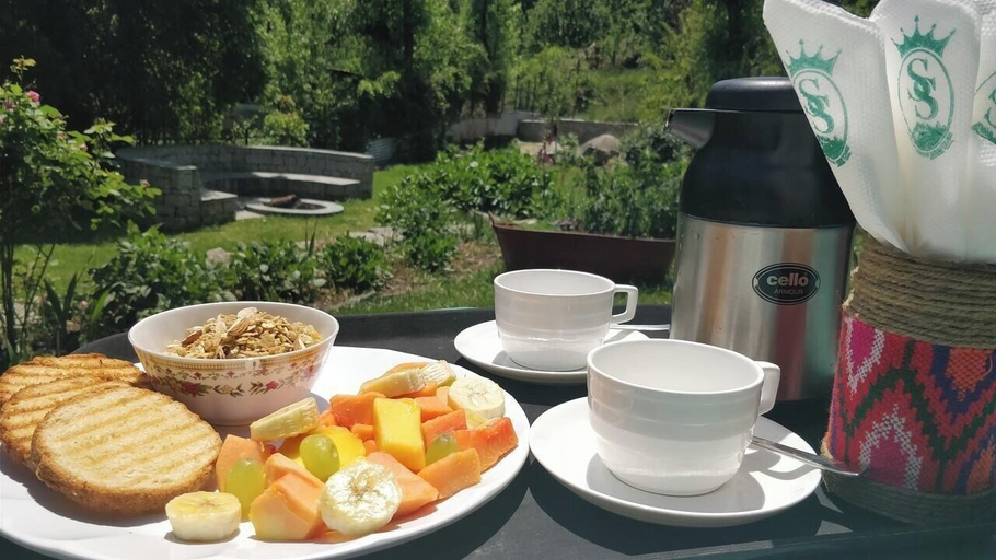 Food & Drinks, The Pine Retreat - Mall Road Dalhousie, Chamba
