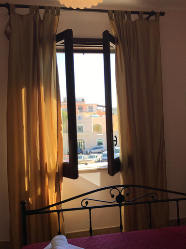 Others 5, B&B Porticella, Trapani
