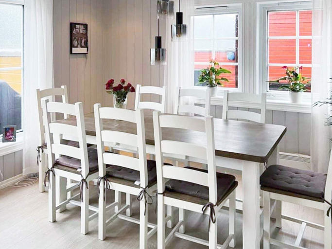 Dining, 4 Star Holiday Home in Gursken, Sande