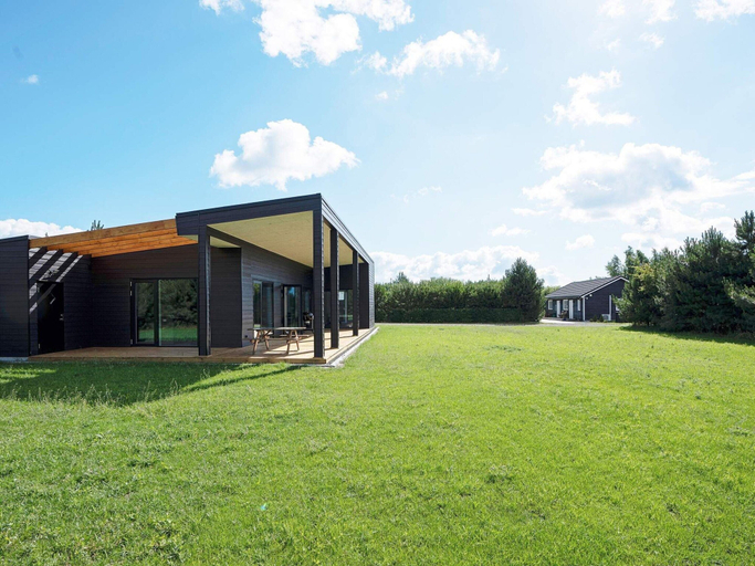 Others 5, 5 Star Holiday Home in Vaeggerlose, Guldborgsund