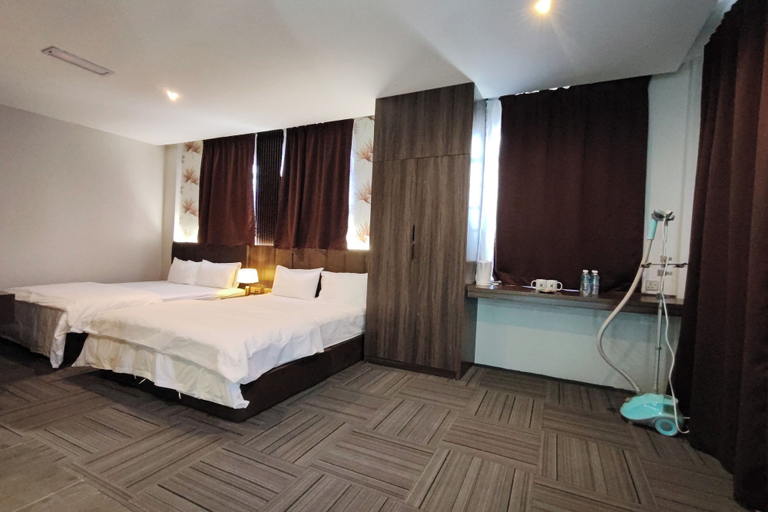 Bedroom 24