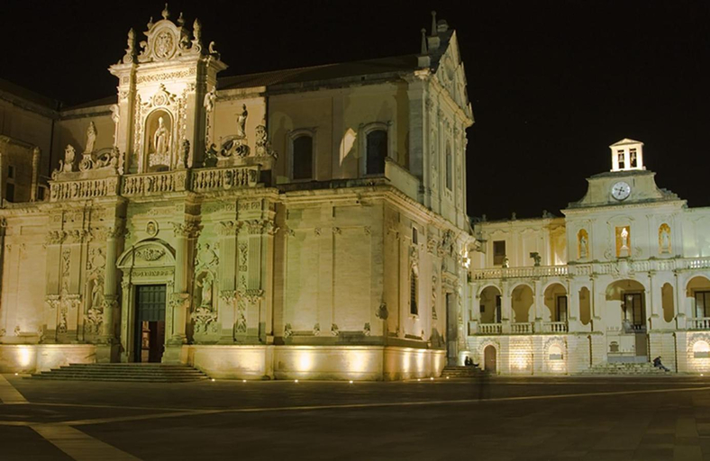 Exterior & Views 2, B&B Piazza 300mila, Lecce