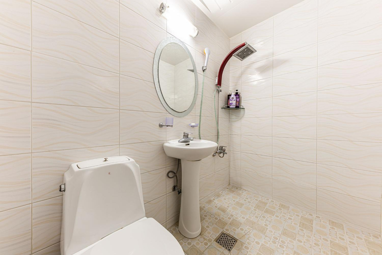 Others 5, Su Motel, Buyeo