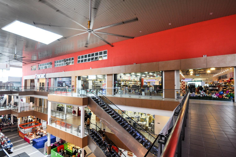 Food & Drinks 3, AZFA Suite13 at De Centrum Putrajaya-Bangi, Sepang
