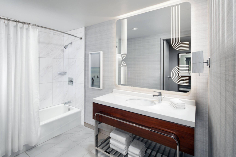 Bathroom 5, Sheraton Grand Los Angeles, Los Angeles