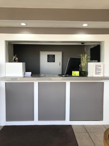 Public Area 3, Hutchinson Inn, Reno