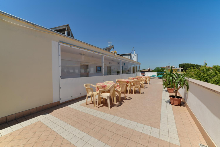 Exterior & Views 1, Hotel Taormina, Rimini