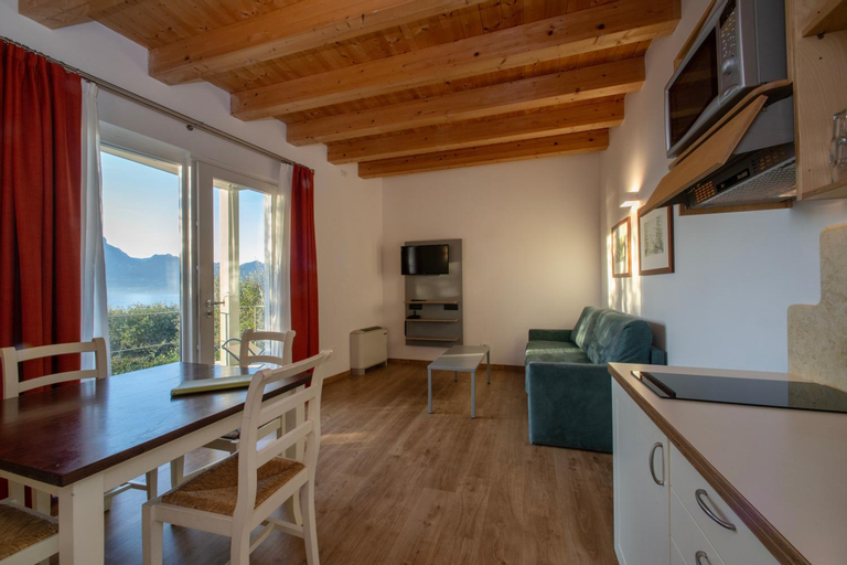 Dining Room 14