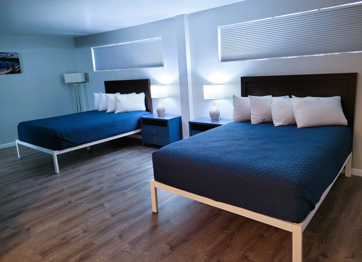 Bedroom 3, Cerulean Hotel, Klamath