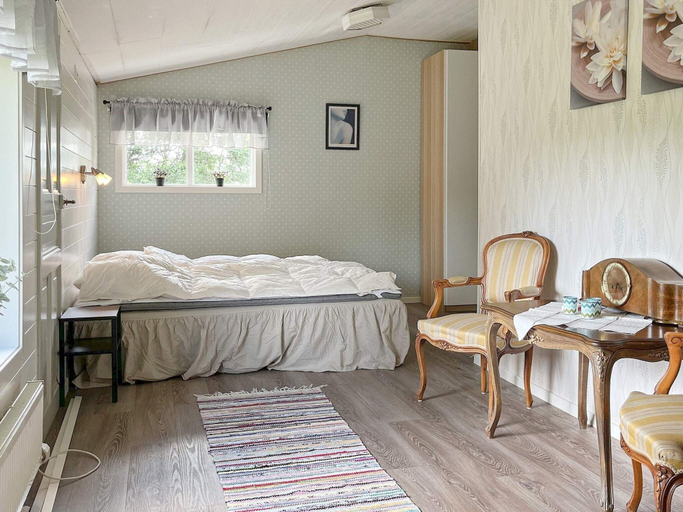 Bedroom 2, 4 Person Holiday Home in Hedekas, Munkedal