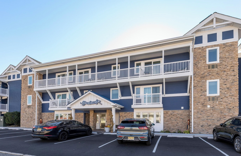 Exterior & Views, Beachcomber Resort, Cape May