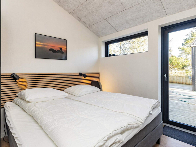 Room 4, 8 Person Holiday Home in Jerup-by Traum, Frederikshavn