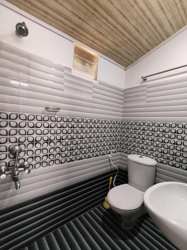 Bathroom 1, Lovely Home Stay Munnar, Idukki